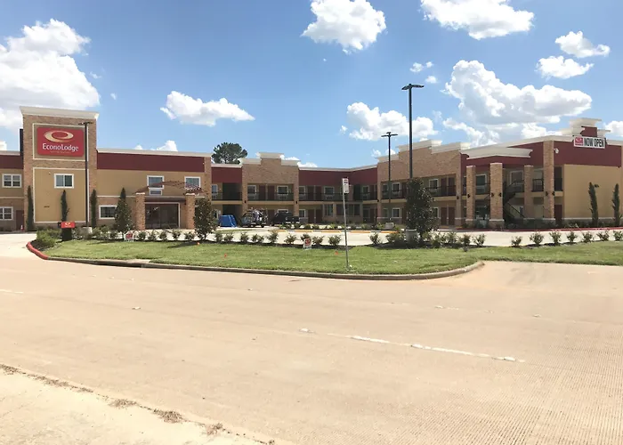Red Star Inn & Suites